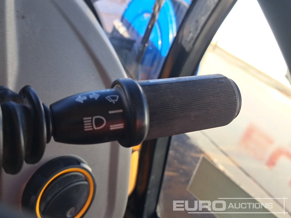 Экскаватор-погрузчик 2017 JCB 3CX Compact: фото 24 Экскаватор-погрузчик 2017 JCB 3CX Compact: фото 24