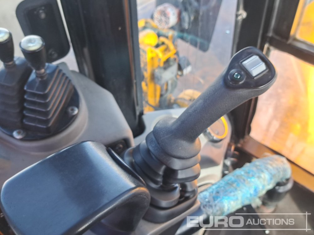 Экскаватор-погрузчик 2017 JCB 3CX Compact: фото 35 Экскаватор-погрузчик 2017 JCB 3CX Compact: фото 35