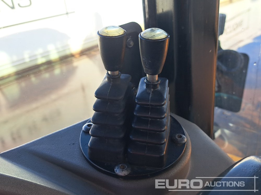 Экскаватор-погрузчик 2017 JCB 3CX Compact: фото 36 Экскаватор-погрузчик 2017 JCB 3CX Compact: фото 36