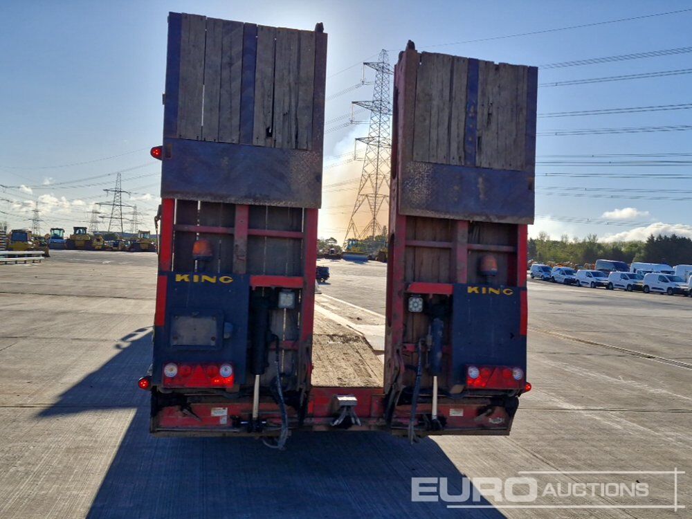 2017 King trailers Tri Axle Step Frame Low Loader Trailer, Hydraulic Flip Toe Ramps, Neck Ramps, Outriggers - Низкорамный прицеп: фото 4 2017 King trailers Tri Axle Step Frame Low Loader Trailer, Hydraulic Flip Toe Ramps, Neck Ramps, Outriggers - Низкорамный прицеп: фото 4