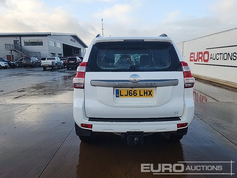 2017 Toyota Land Cruiser - Внедорожник: фото 4 2017 Toyota Land Cruiser - Внедорожник: фото 4