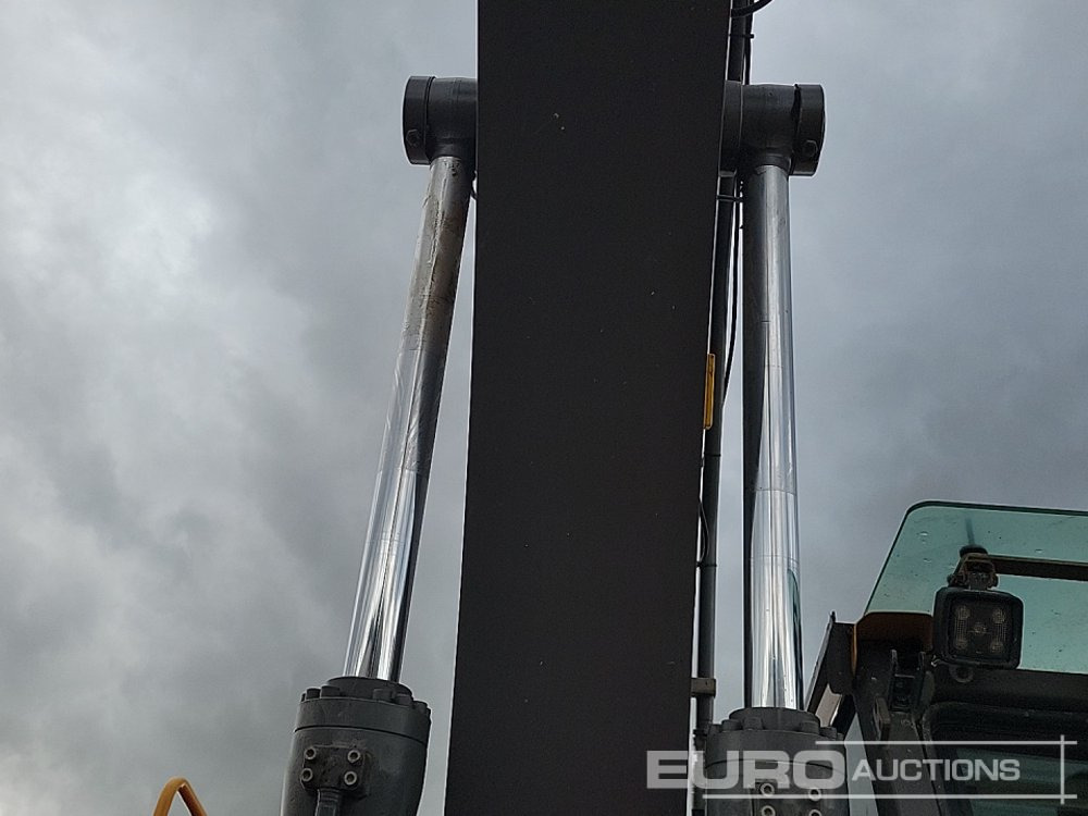 Гусеничный экскаватор 2017 Volvo EC180EL: фото 20