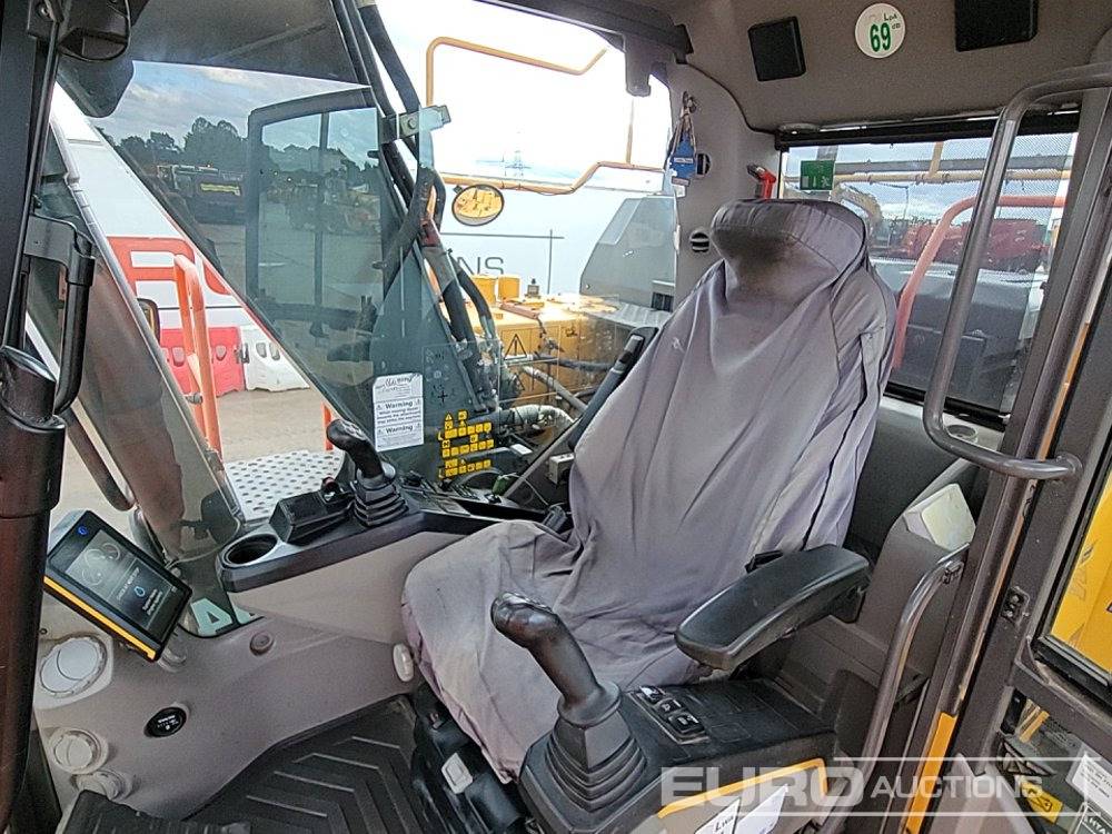 Гусеничный экскаватор 2017 Volvo EC180EL: фото 35