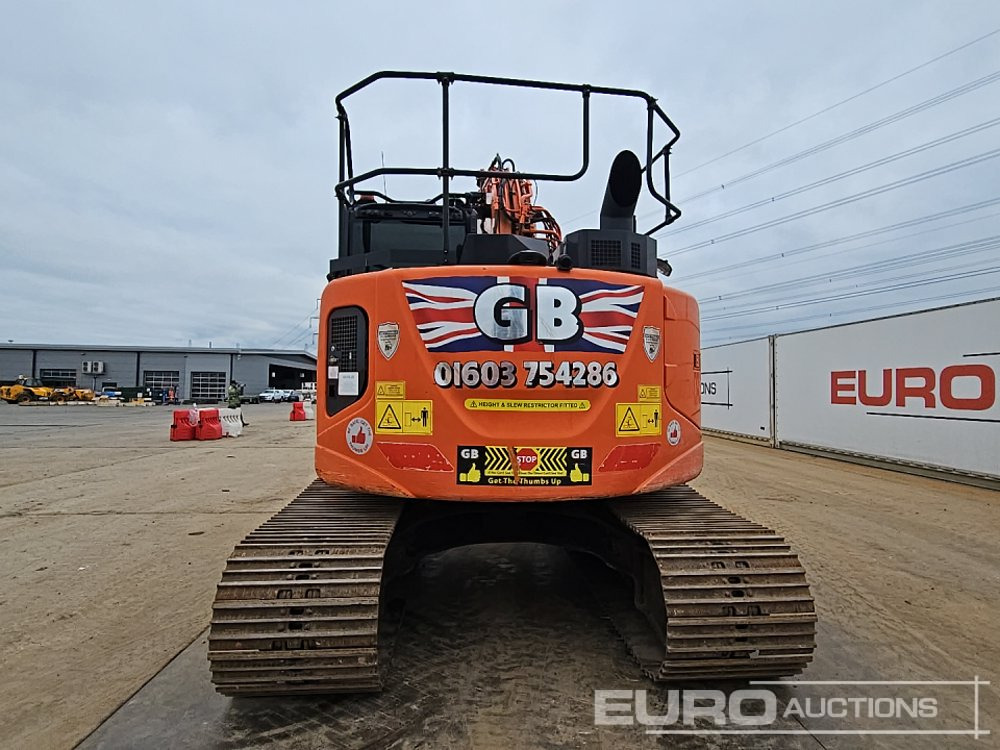2019 Hitachi ZX135US-6 - Гусеничный экскаватор: фото 4 2019 Hitachi ZX135US-6 - Гусеничный экскаватор: фото 4