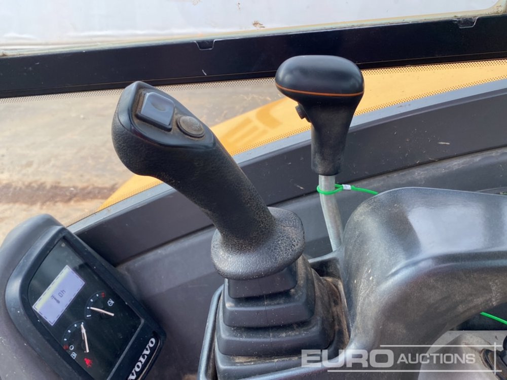 Мини-экскаватор 2019 Volvo ECR50D: фото 40