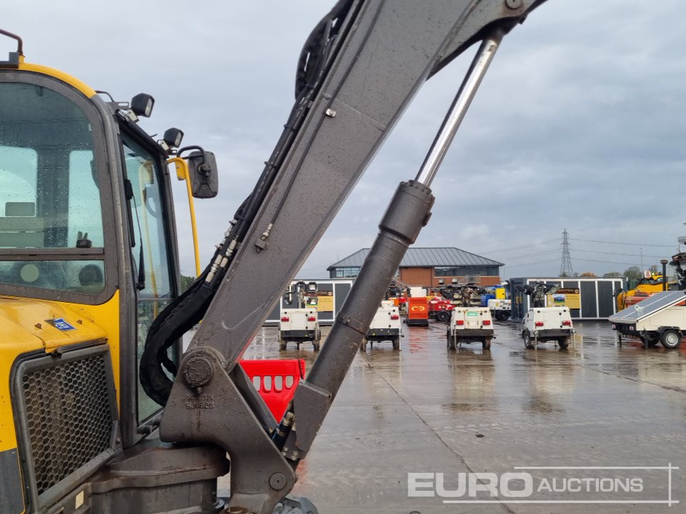 Мини-экскаватор 2019 Volvo ECR88D: фото 19