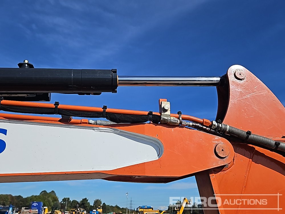Мини-экскаватор 2021 Hitachi ZX33U-6 CLR: фото 25