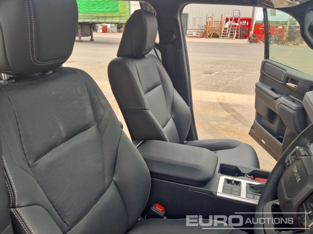 Внедорожник 2024 Toyota Land Cruiser: фото 36