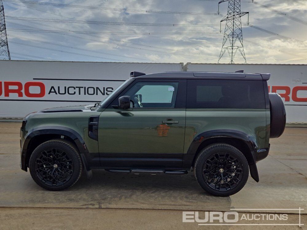 2026 Land Rover Defender 90 - Внедорожник: фото 2 2026 Land Rover Defender 90 - Внедорожник: фото 2