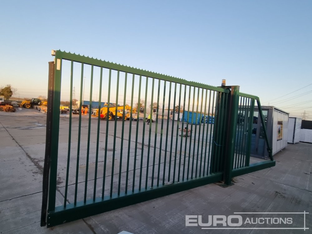22' Electric Sliding Canterlever Gate - Строительное оборудование: фото 1 22' Electric Sliding Canterlever Gate - Строительное оборудование: фото 1