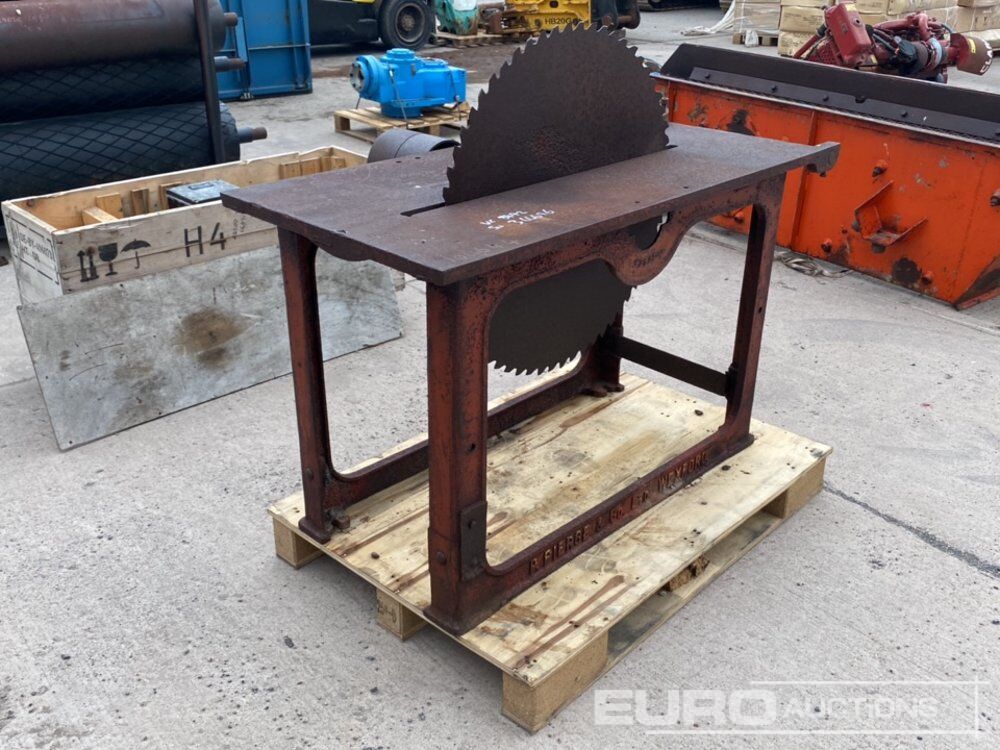 Belt Driven Table Saw - Строительное оборудование: фото 2 Belt Driven Table Saw - Строительное оборудование: фото 2