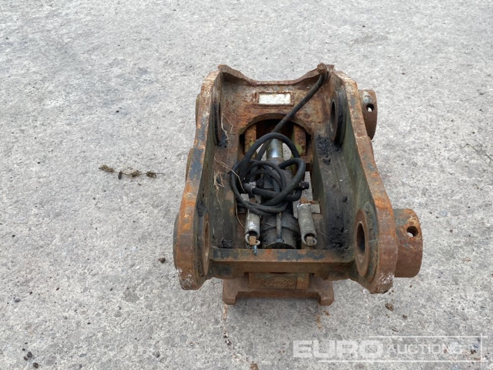 Geith Hydraulic Quick Hitch 65mm Pin to suit 13 Ton Excavator - Сцепное устройство: фото 4 Geith Hydraulic Quick Hitch 65mm Pin to suit 13 Ton Excavator - Сцепное устройство: фото 4