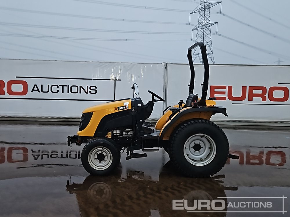 JCB 331HST - Минитрактор: фото 2 JCB 331HST - Минитрактор: фото 2