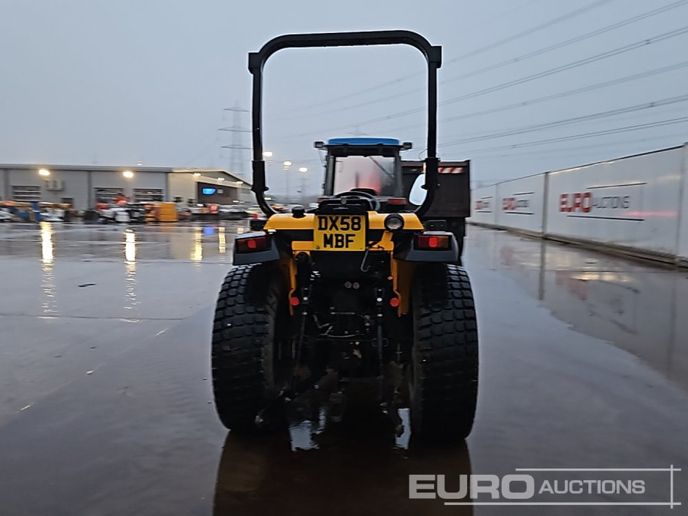 JCB 331HST - Минитрактор: фото 4 JCB 331HST - Минитрактор: фото 4