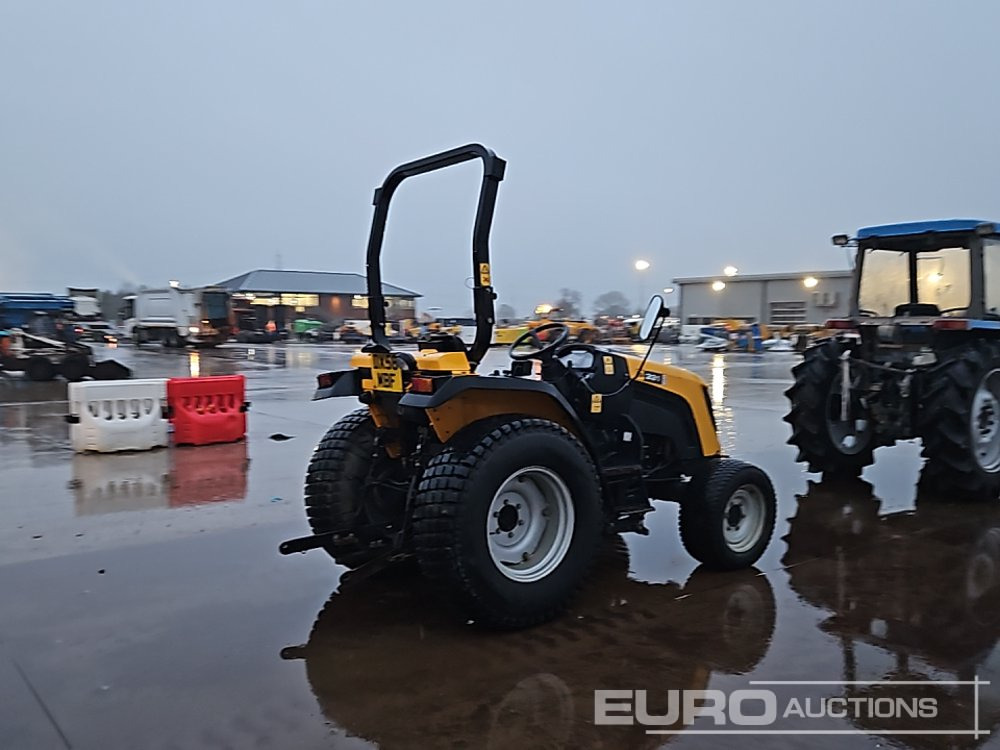 JCB 331HST - Минитрактор: фото 5 JCB 331HST - Минитрактор: фото 5