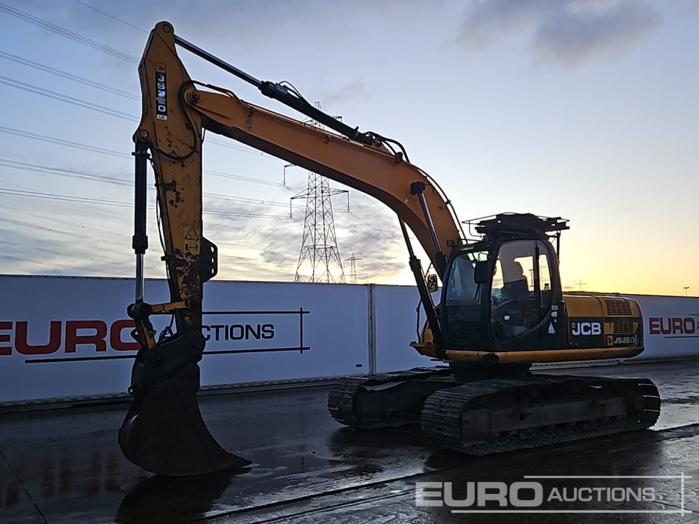 JCB JS220LC - Гусеничный экскаватор: фото 1 JCB JS220LC - Гусеничный экскаватор: фото 1