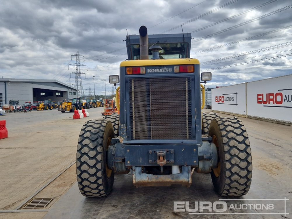 Komatsu GD655-3E0 - Грейдер: фото 4 Komatsu GD655-3E0 - Грейдер: фото 4