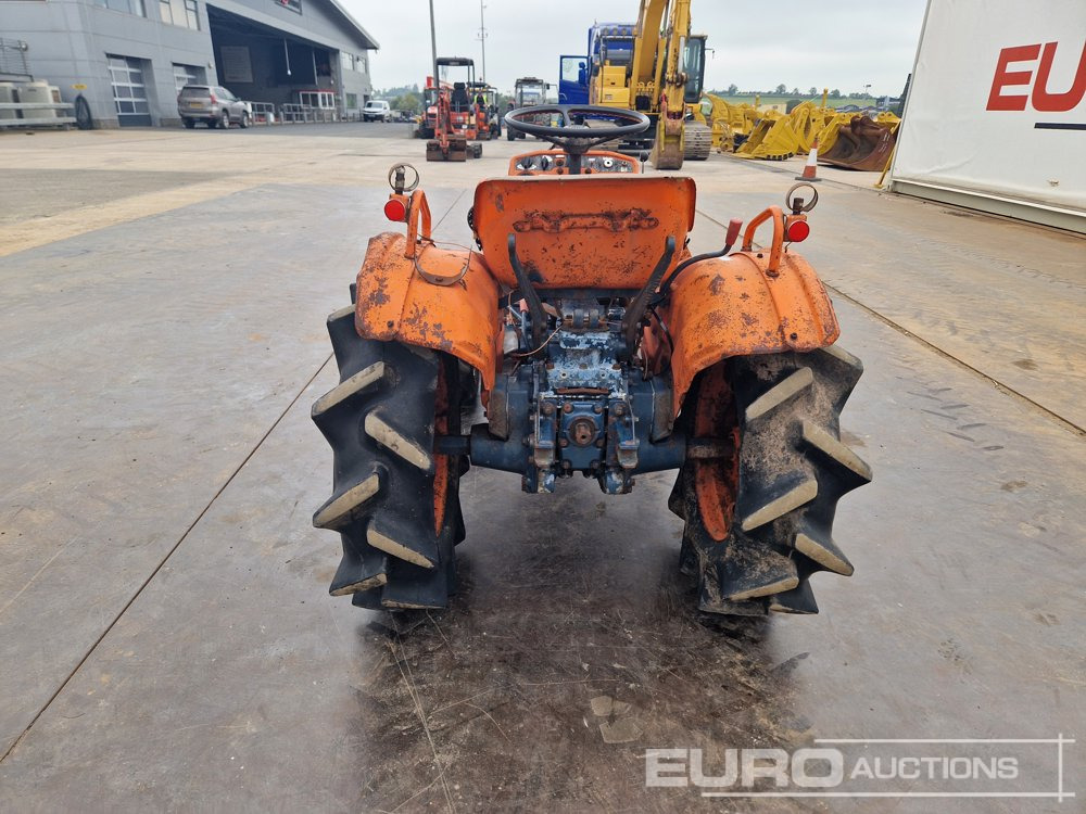 Kubota B7001 - Минитрактор: фото 4 Kubota B7001 - Минитрактор: фото 4