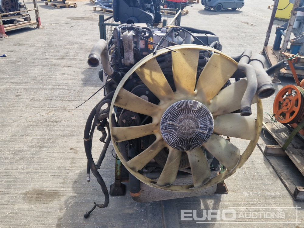 MAN 6 Cylinder Engine, Gearbox - Двигатель: фото 2 MAN 6 Cylinder Engine, Gearbox - Двигатель: фото 2