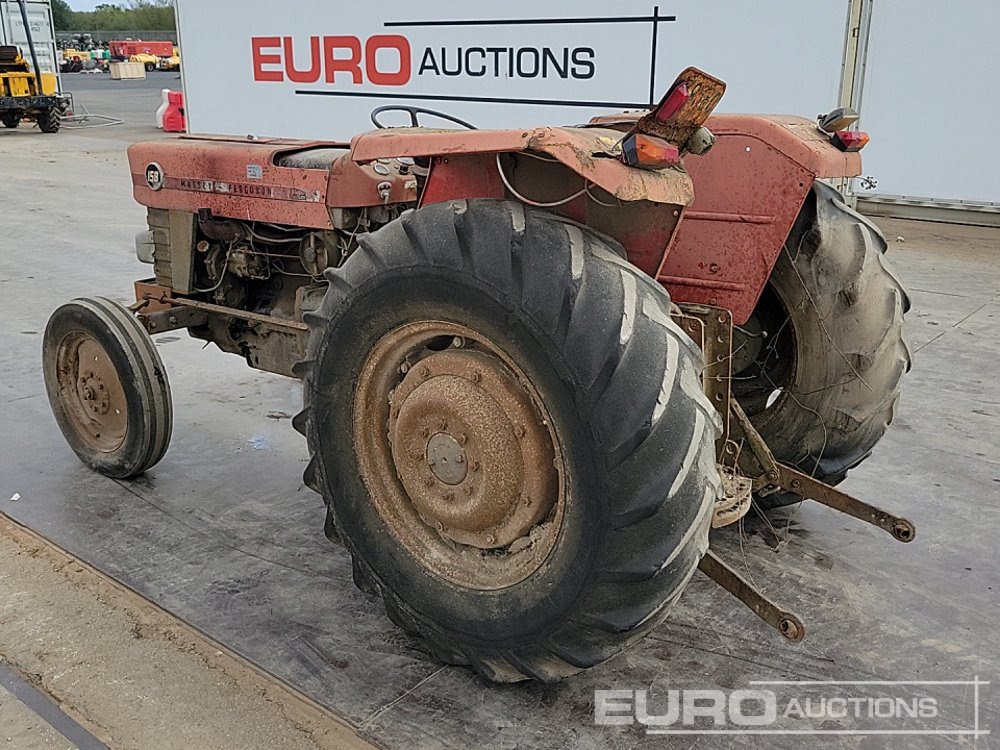 Massey Ferguson 158 - Трактор: фото 3 Massey Ferguson 158 - Трактор: фото 3