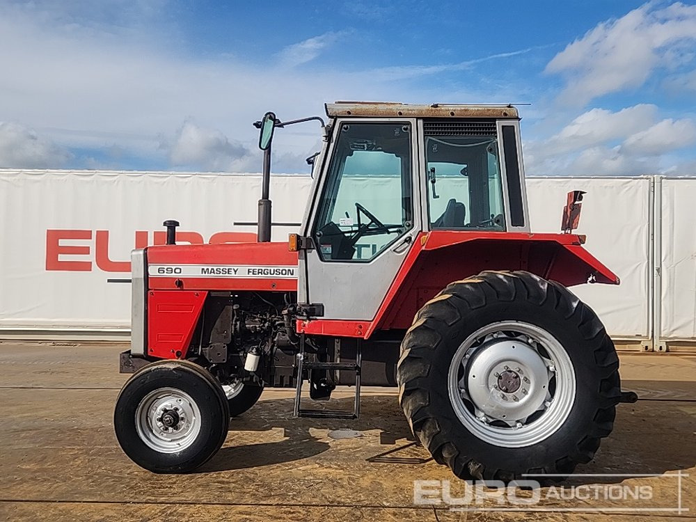Massey Ferguson 690 - Трактор: фото 2 Massey Ferguson 690 - Трактор: фото 2