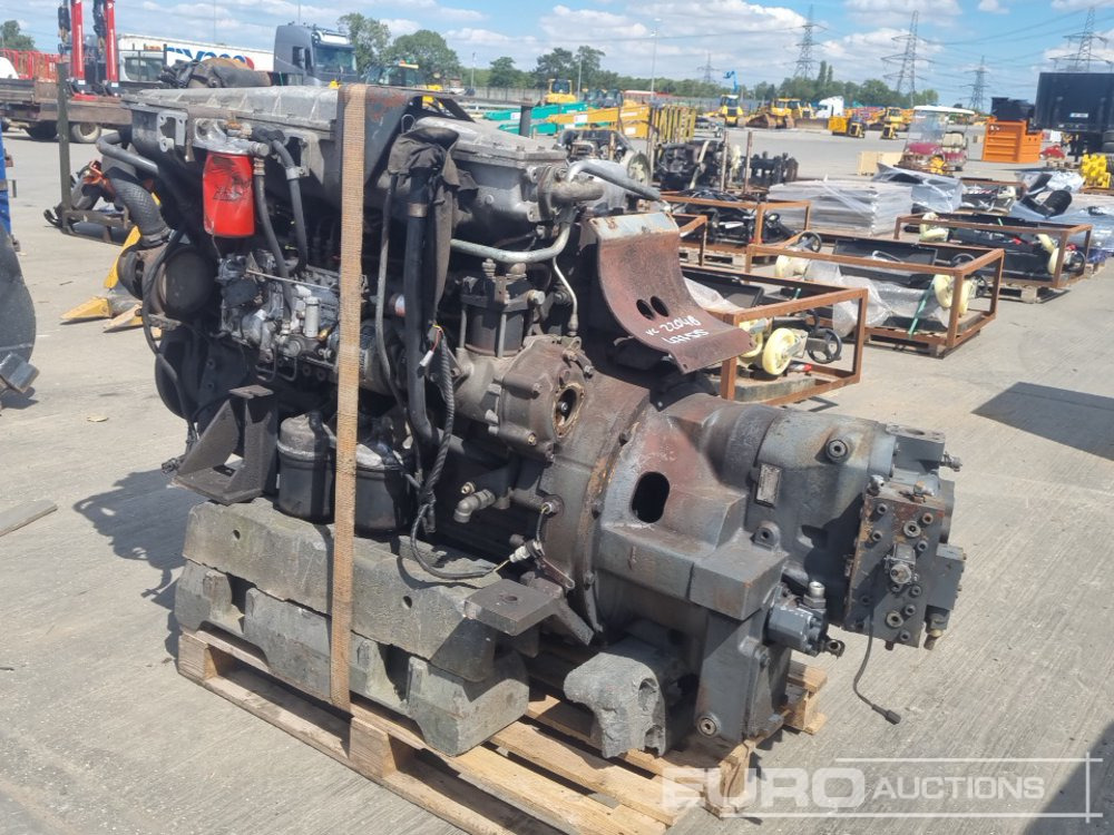 Mitsubishi 6 Cylinder Engine, Pump - Двигатель: фото 3 Mitsubishi 6 Cylinder Engine, Pump - Двигатель: фото 3