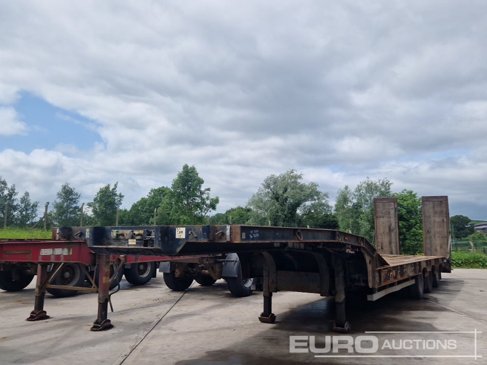 Montracon Tri Axle, Step Frame, Low Loader, BPW Axles, Hydraulic Ramps - Низкорамный полуприцеп: фото 1 Montracon Tri Axle, Step Frame, Low Loader, BPW Axles, Hydraulic Ramps - Низкорамный полуприцеп: фото 1