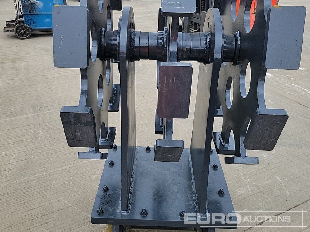 Навесное оборудование для Экскаваторов Unused KBKC CW-08: фото 16
