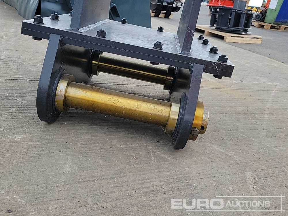 Навесное оборудование для Экскаваторов Unused KBKC CW-08: фото 20