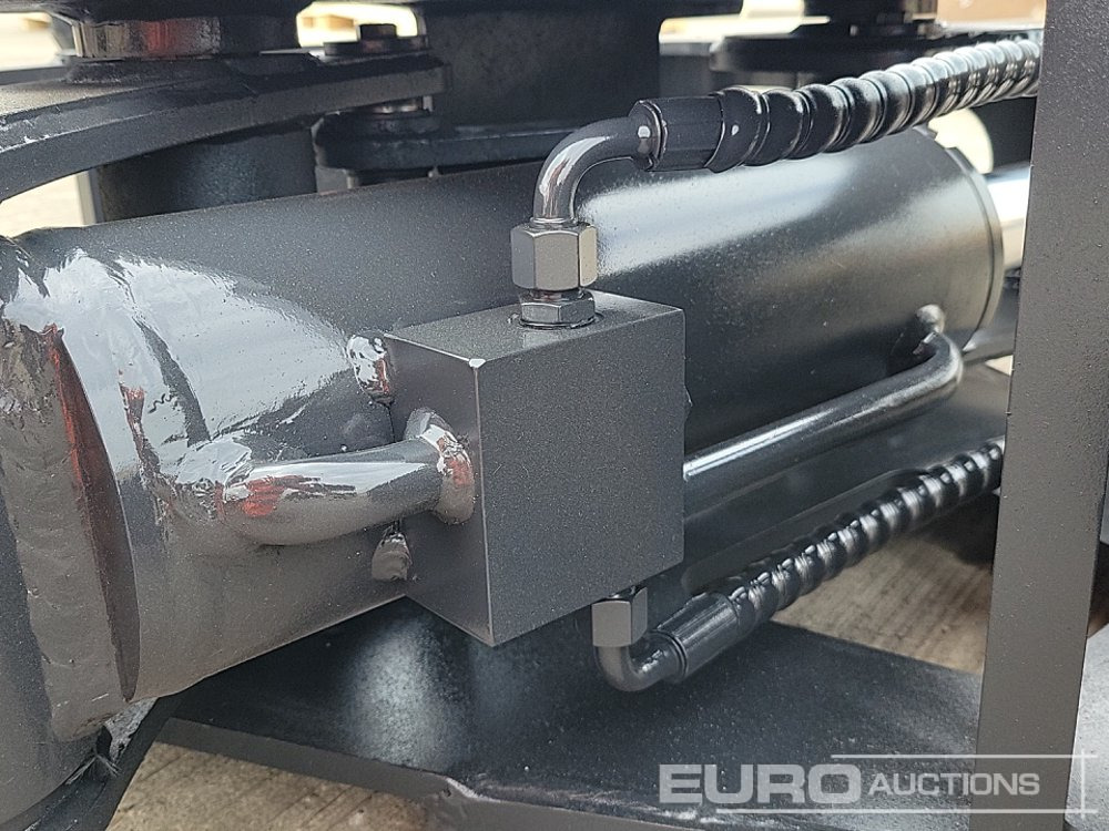 Навесное оборудование для Экскаваторов Unused KBKC LS600: фото 14