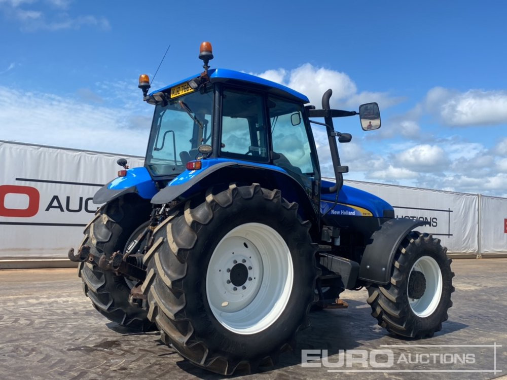 New Holland TM155 - Трактор: фото 5 New Holland TM155 - Трактор: фото 5