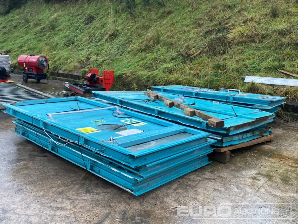 Pallet of Fire Doors (3 of) - Строительное оборудование: фото 1 Pallet of Fire Doors (3 of) - Строительное оборудование: фото 1