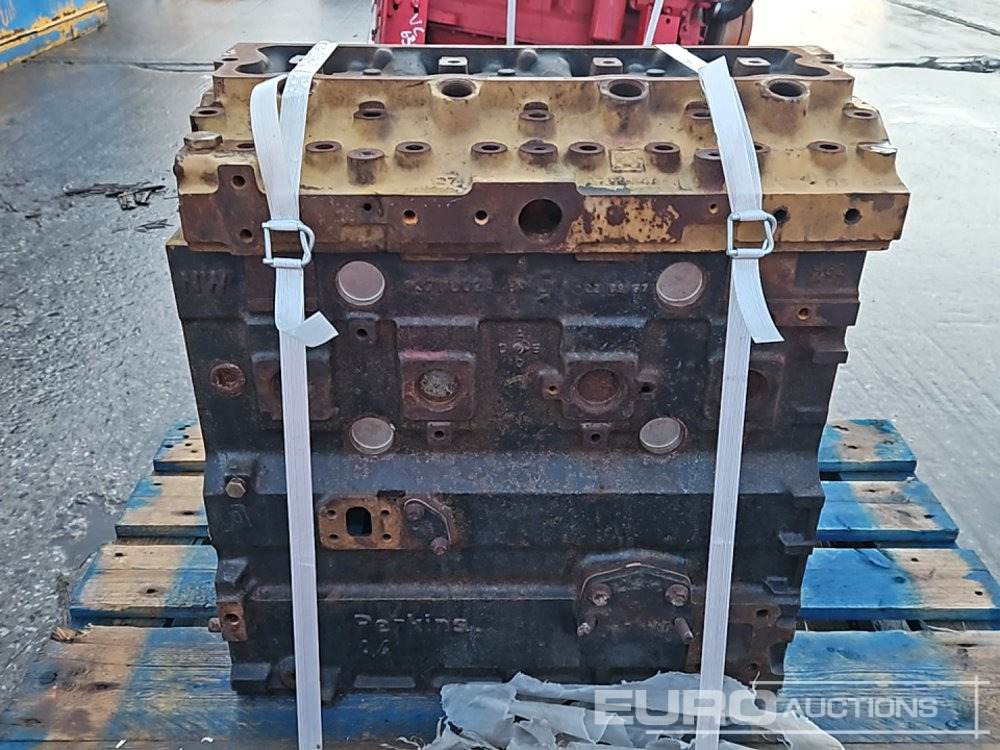 Perkins 4 Cylinder Engine Block - Двигатель: фото 2 Perkins 4 Cylinder Engine Block - Двигатель: фото 2