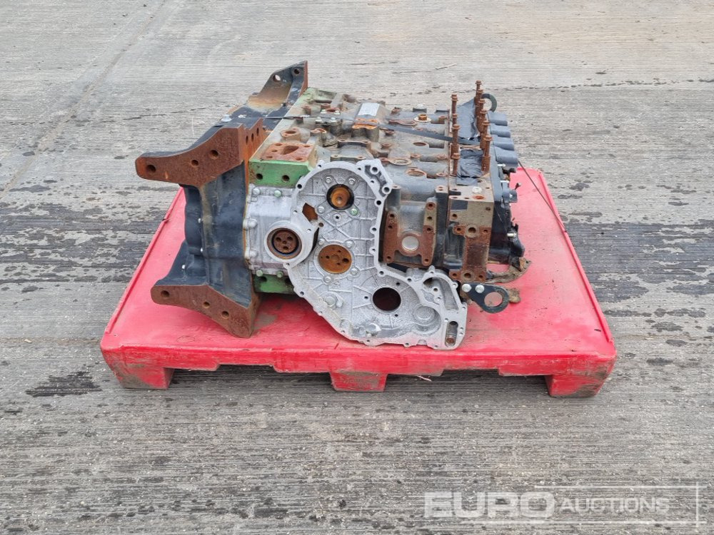 Perkins 6 Cylinder Engine Block - Двигатель: фото 2 Perkins 6 Cylinder Engine Block - Двигатель: фото 2
