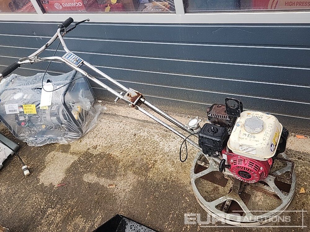 Petrol Powerfloat - Асфальтоукладочная техника: фото 1 Petrol Powerfloat - Асфальтоукладочная техника: фото 1