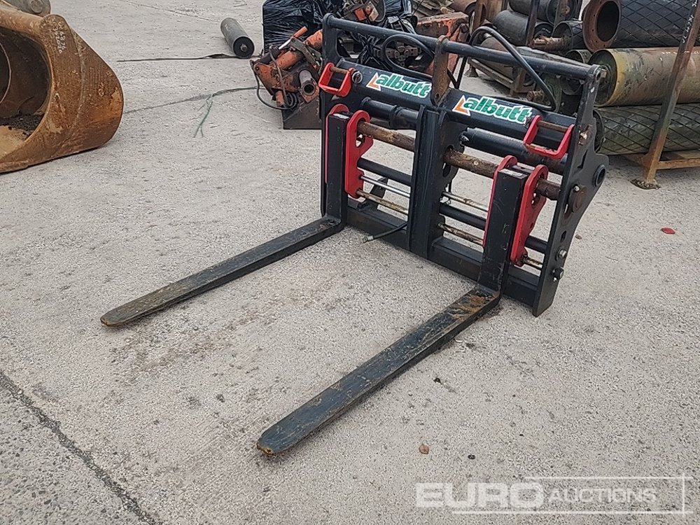 2020 Albutt Pallet Forks, Hydraulic Fork Postioner to suit Manitou Telehandler - Погрузочно-разгрузочная техника: фото 1 2020 Albutt Pallet Forks, Hydraulic Fork Postioner to suit Manitou Telehandler - Погрузочно-разгрузочная техника: фото 1