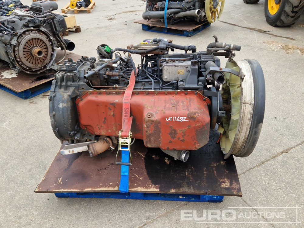 Renault 6 Cylinder Engine - Двигатель: фото 4 Renault 6 Cylinder Engine - Двигатель: фото 4