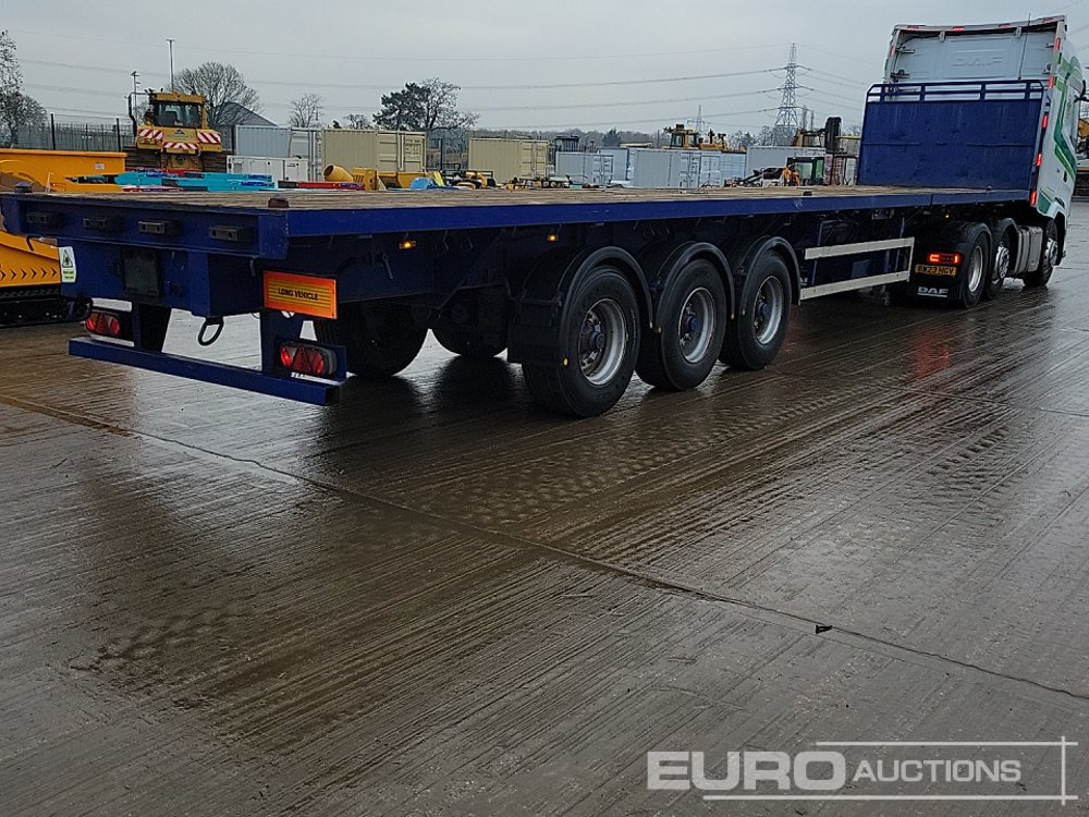 SDC Trailers Tri Axle Extendable Flatbed Trailer, Twist Locks - Полуприцеп бортовой/ Платформа: фото 5 SDC Trailers Tri Axle Extendable Flatbed Trailer, Twist Locks - Полуприцеп бортовой/ Платформа: фото 5