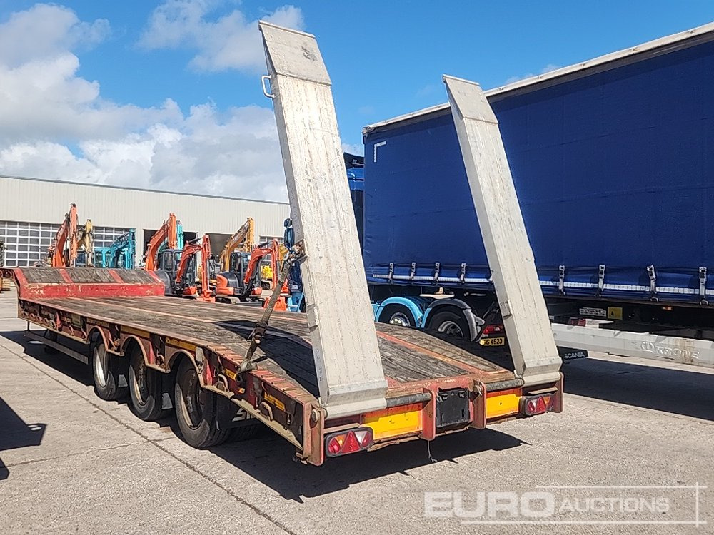 SDC Tri Axle Stepframe Low Loader Trailer, Ramps - Низкорамный полуприцеп: фото 2 SDC Tri Axle Stepframe Low Loader Trailer, Ramps - Низкорамный полуприцеп: фото 2