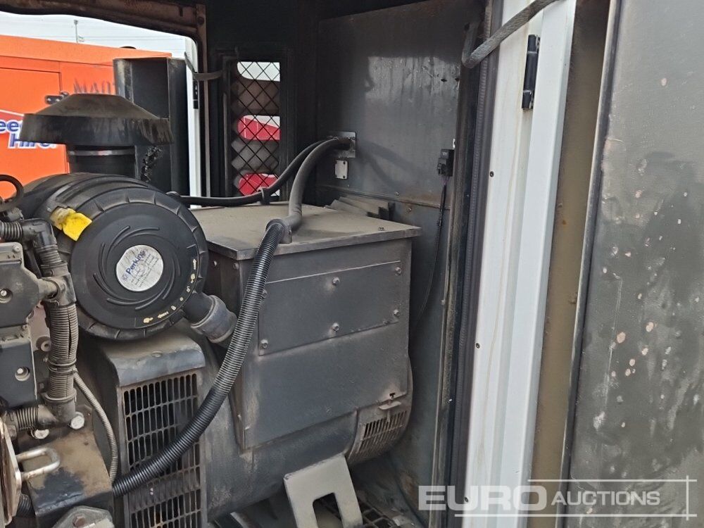 Электрогенератор SDMO R110: фото 25 Электрогенератор SDMO R110: фото 25