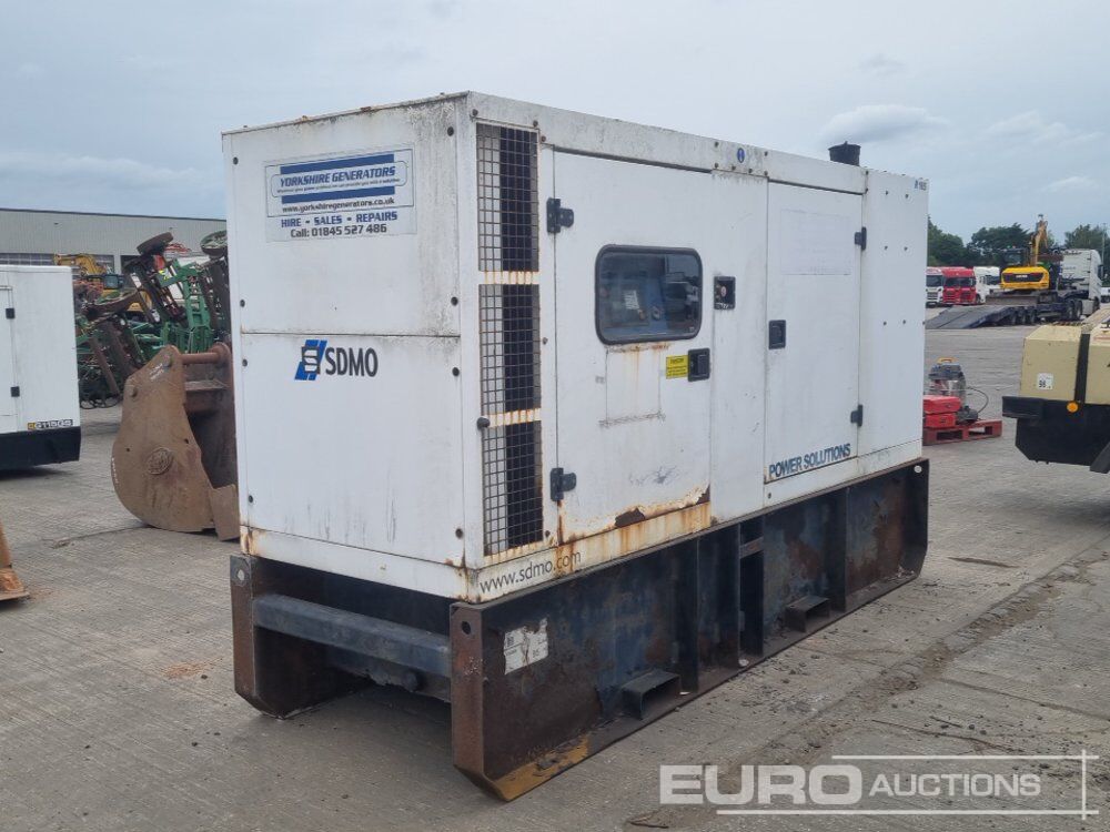 SDMO R165C2 - Электрогенератор: фото 2 SDMO R165C2 - Электрогенератор: фото 2