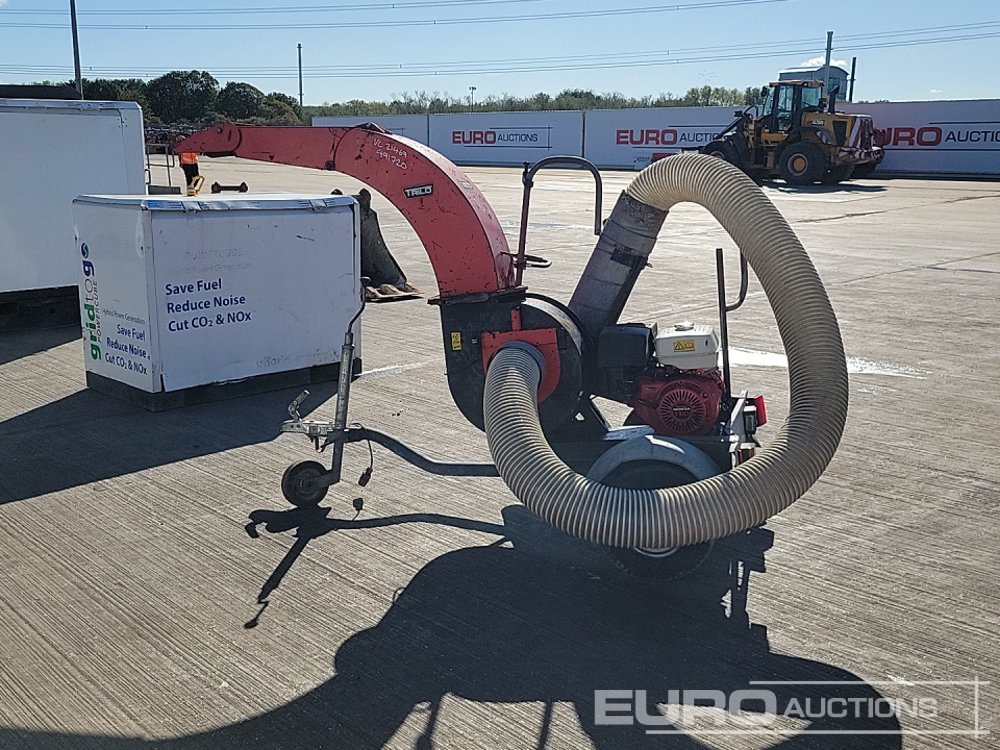 Trilo Petrol Towable Vacuum Loader, Honda Engine - Сельскохозяйственная техника: фото 2 Trilo Petrol Towable Vacuum Loader, Honda Engine - Сельскохозяйственная техника: фото 2