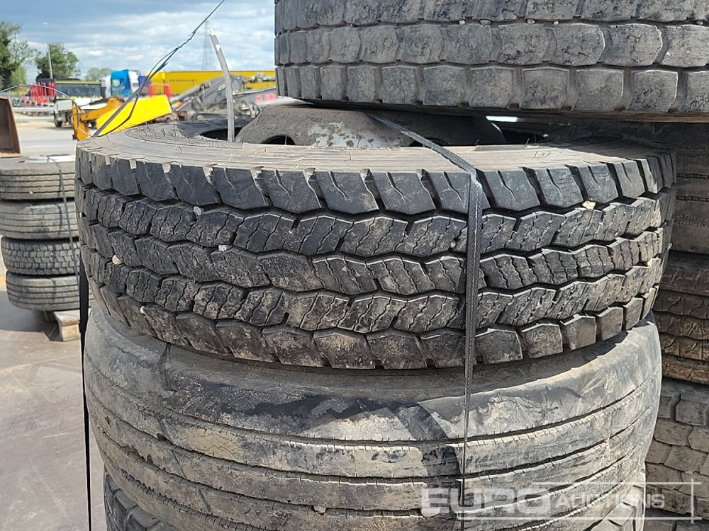Шина Selection of Various Size Tyre & Rim (13 of): фото 12