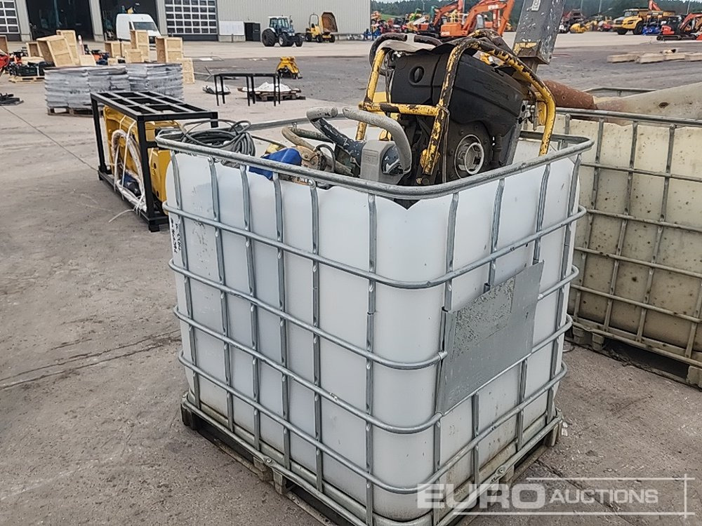 Stillage of Compaction Plates, Hydraulic Power Pack & Water Pumps (Spares) - Строительное оборудование: фото 2 Stillage of Compaction Plates, Hydraulic Power Pack & Water Pumps (Spares) - Строительное оборудование: фото 2