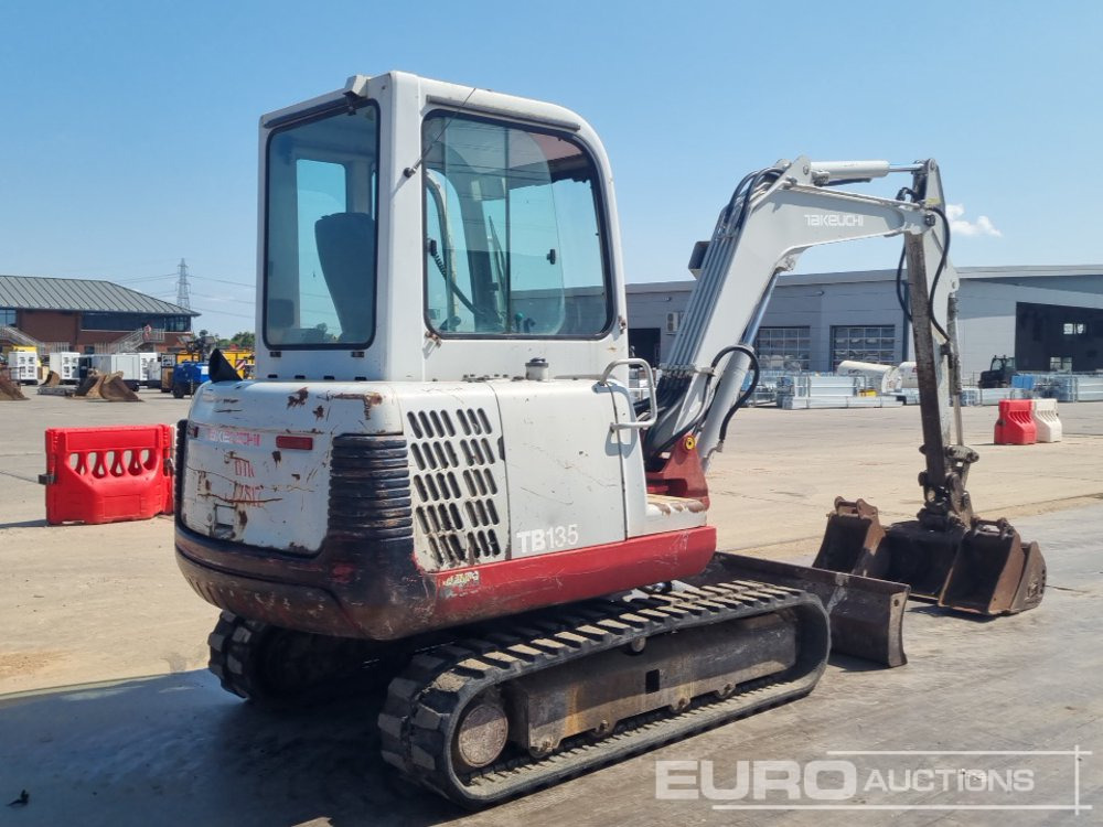 Takeuchi TB135 - Мини-экскаватор: фото 5 Takeuchi TB135 - Мини-экскаватор: фото 5