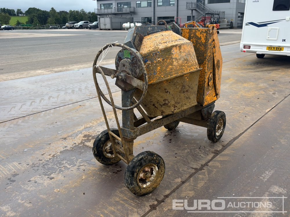 Terex Diesel Mixer, Yanmar Electric Start Engine - Бетономешалка: фото 5 Terex Diesel Mixer, Yanmar Electric Start Engine - Бетономешалка: фото 5