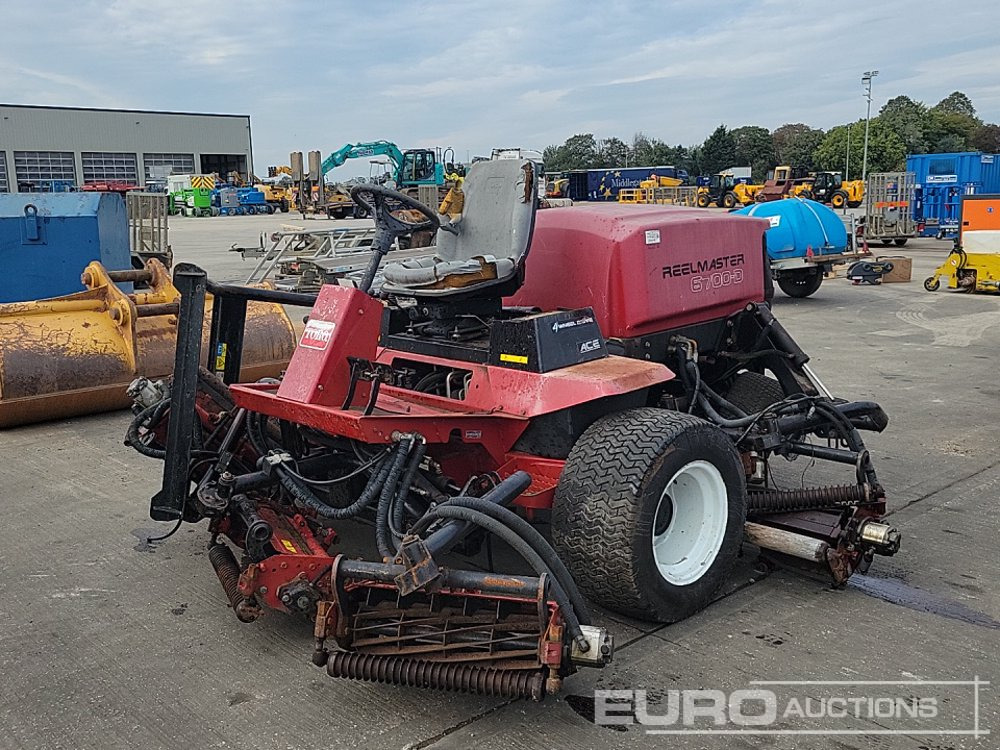 Toro Reelmaster 6700D - Газонокосилка: фото 1 Toro Reelmaster 6700D - Газонокосилка: фото 1