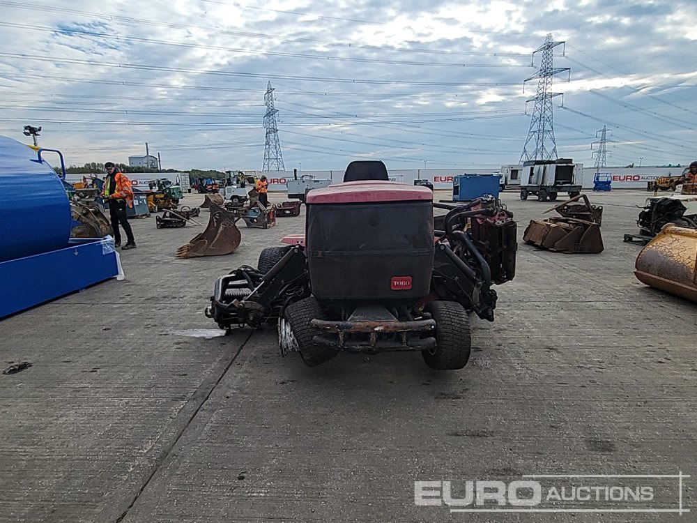 Toro Reelmaster 6700D - Газонокосилка: фото 4 Toro Reelmaster 6700D - Газонокосилка: фото 4