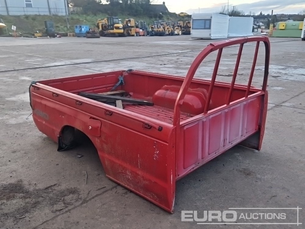 Tub to suit Mazda Pick Up - Строительное оборудование: фото 2 Tub to suit Mazda Pick Up - Строительное оборудование: фото 2
