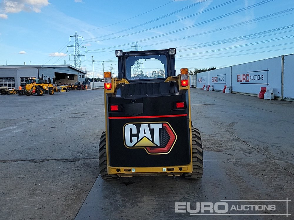 Unused 2025 CAT 216B3 - Мини-погрузчик с бортовым поворотом: фото 4 Unused 2025 CAT 216B3 - Мини-погрузчик с бортовым поворотом: фото 4